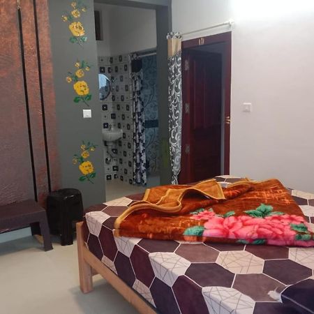 Sri Lakshmi Homestay Suryanelli Kültér fotó